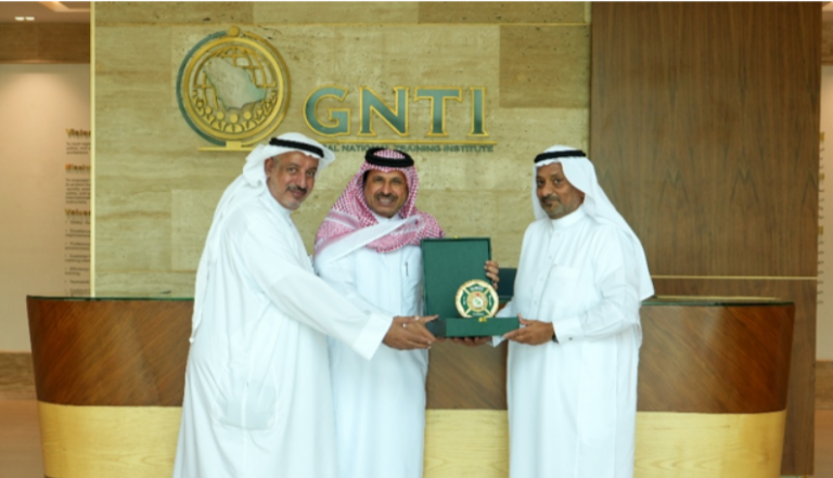 لجنة الجبيل للطوارئ (جماعة) تزور المعهد الوطني العالمي للتدريب (GNTI)
